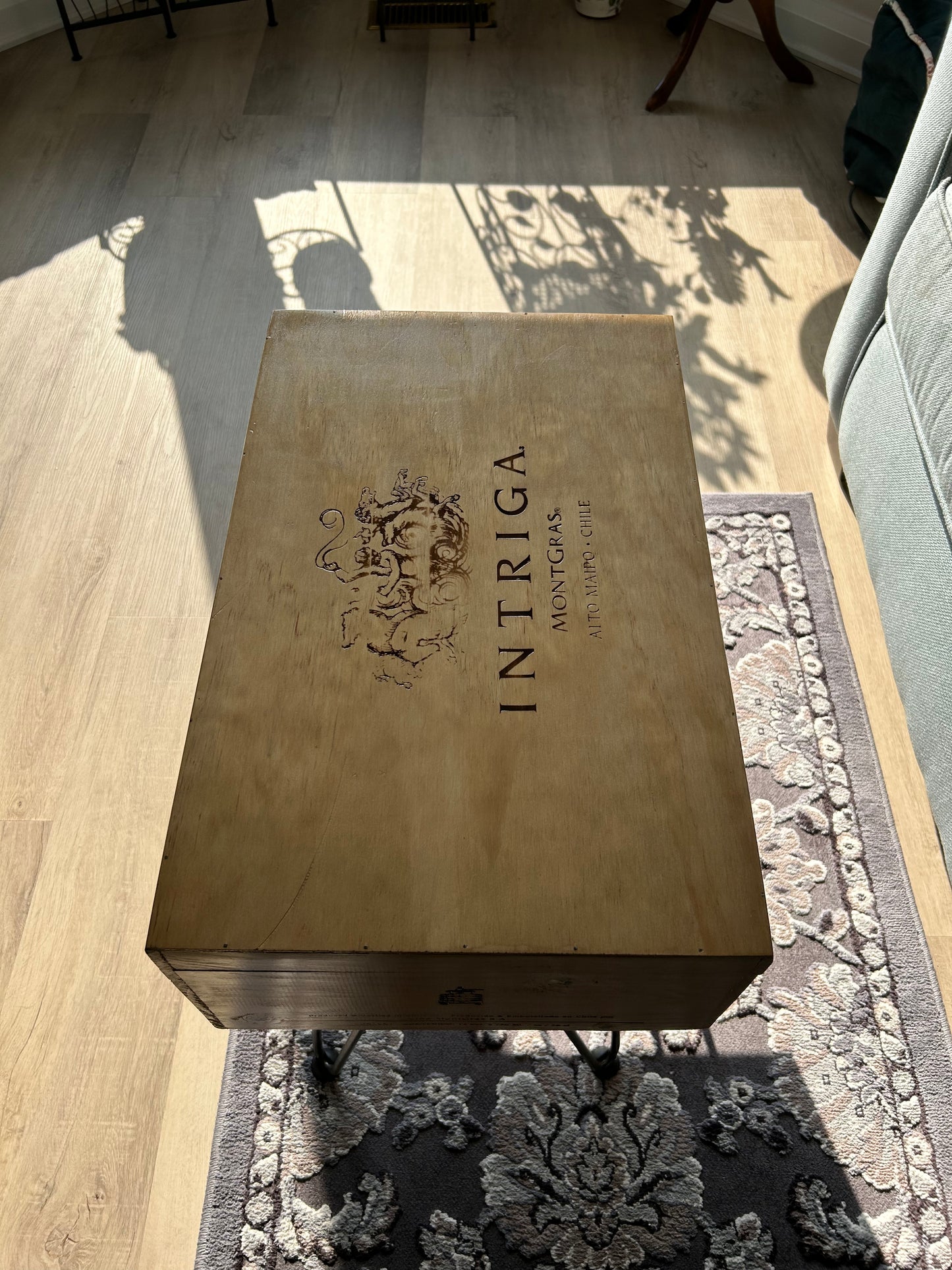 057901A1 Intriga Cabernet Sauvignon Coffee Table Art