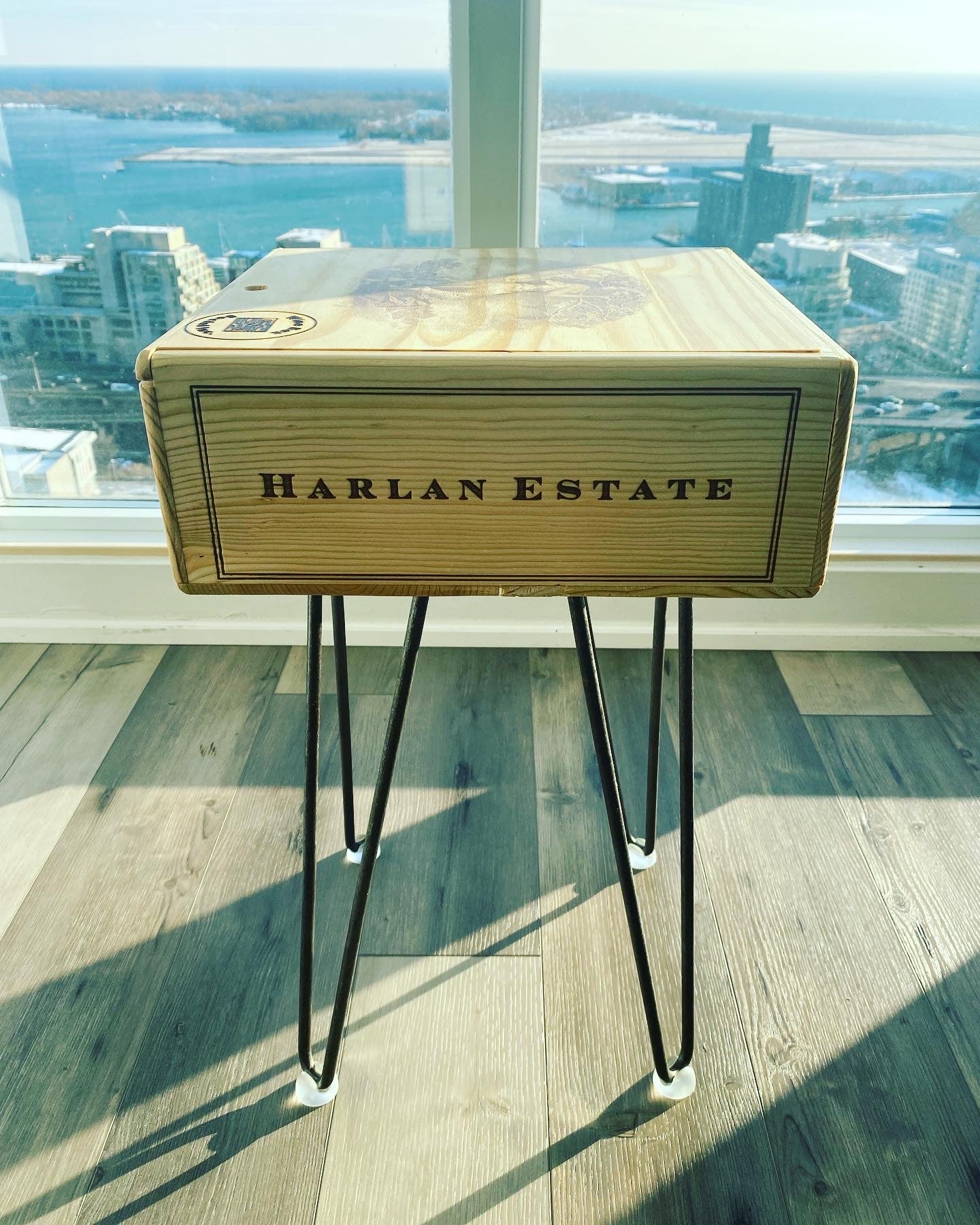 19557A1 2017 Harlan Estate Proprietary Cabernet Sauvignon Blend Sidetable